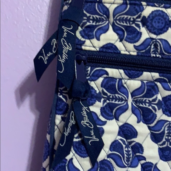 Vera Bradley blue and white bag - Picture 2 of 2